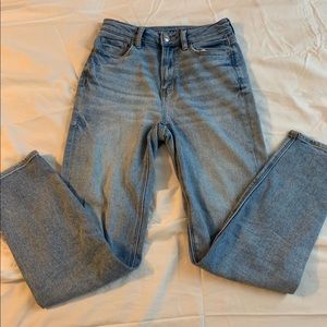 American Eagle mom jeans